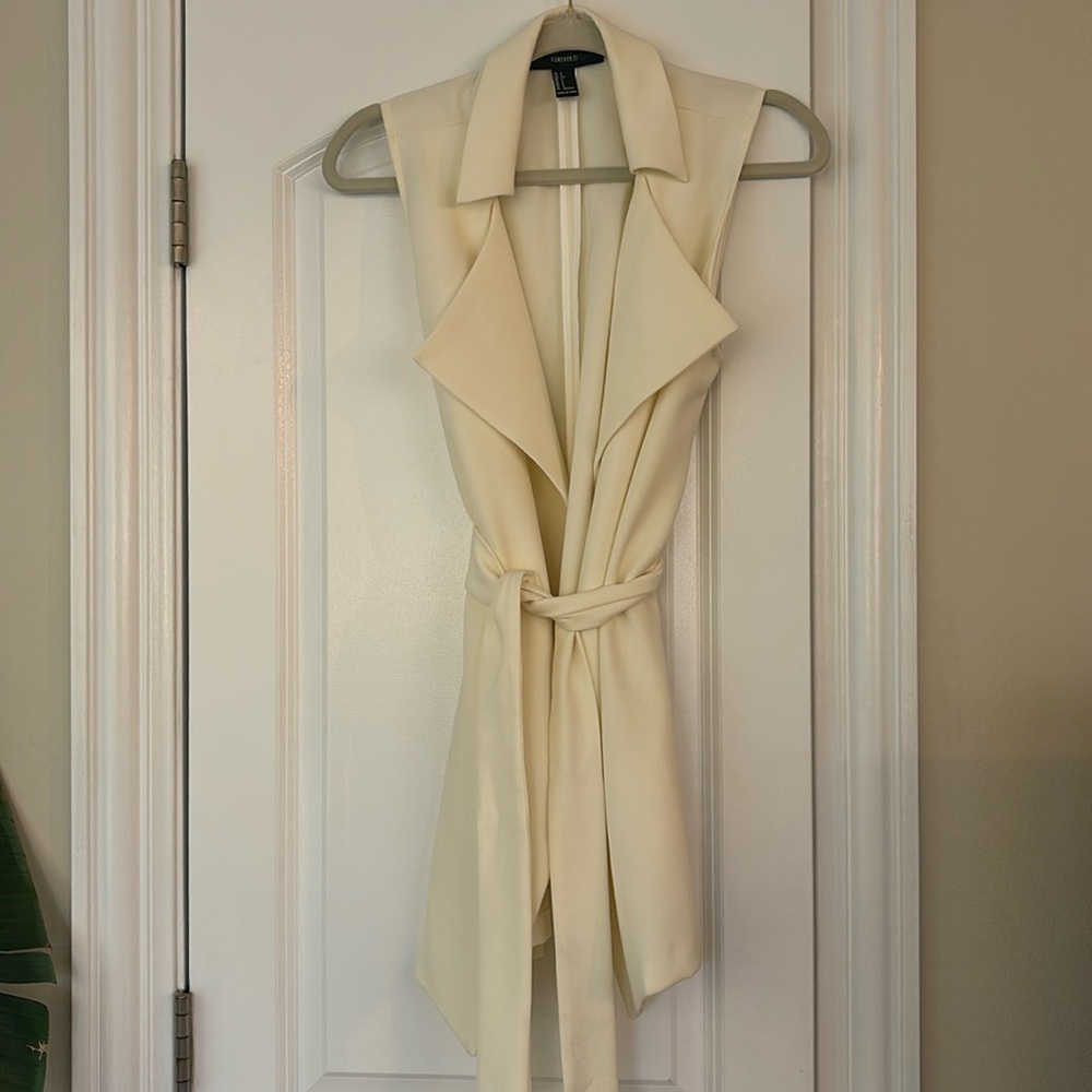 Cream vest jacket